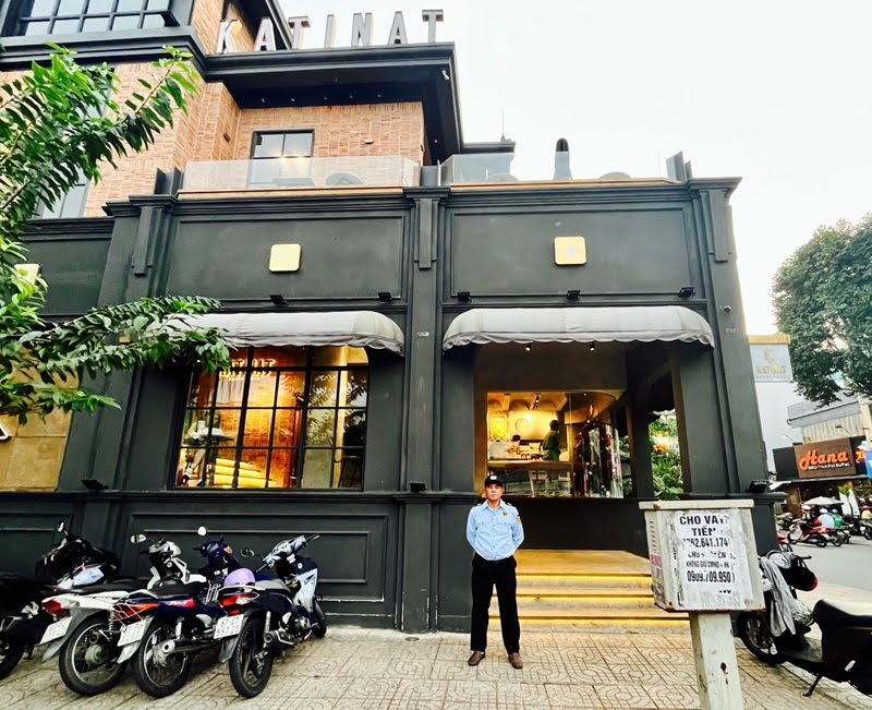 Dịch vụ bảo vệ cửa hàng tận tâm, phục vụ 24/7 tại Bảo Vệ Đất Việt