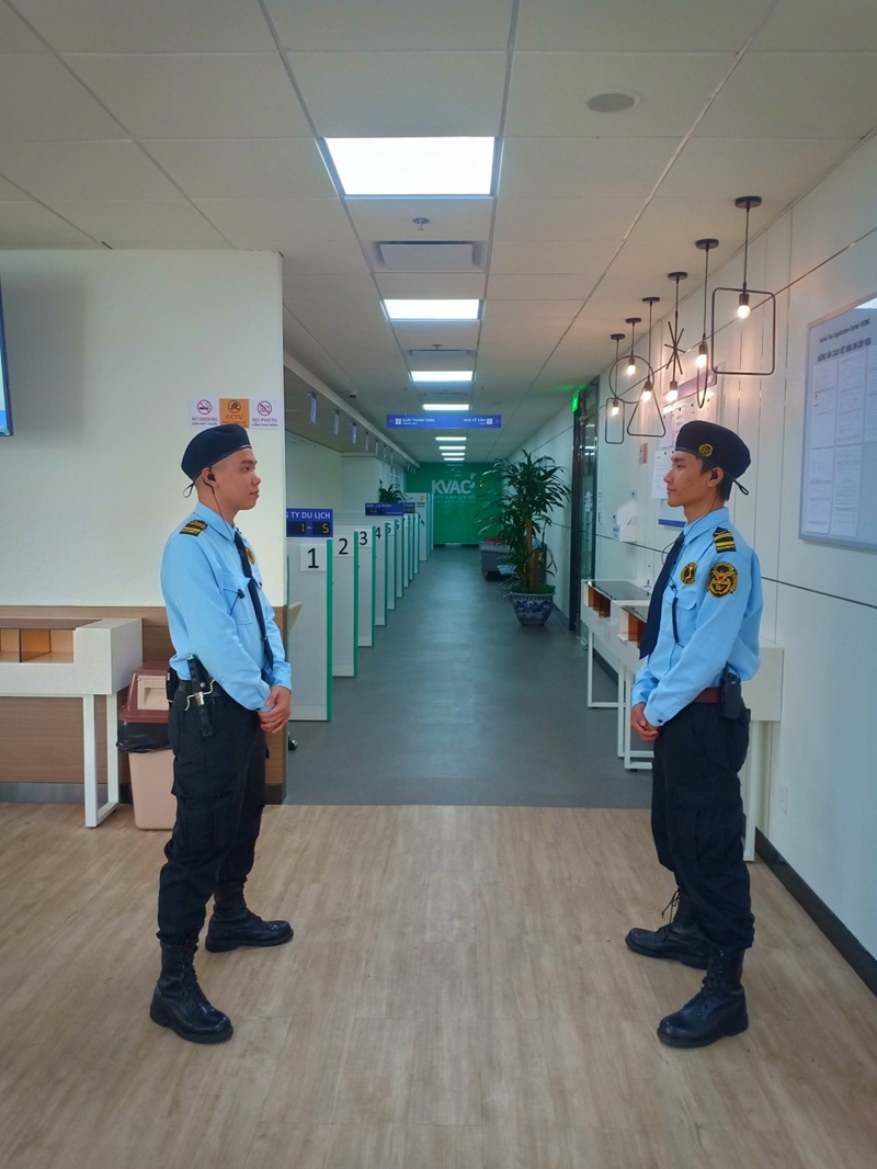 Dịch vụ bảo vệ chuyên nghiệp kiểm soát an ninh tòa nhà 