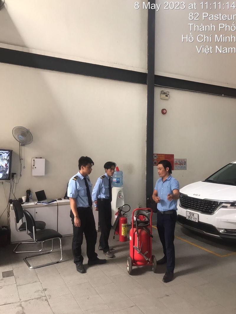 nhân viên công ty dịch vụ bảo vệ đất việt tập huấn pccc nhân viên công ty dịch vụ bảo vệ đất việt tập huấn pccc