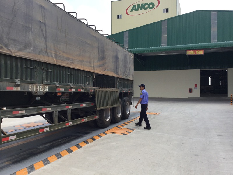 Thuê bảo vệ kho hàng chuyên nghiệp tại Đất Việt